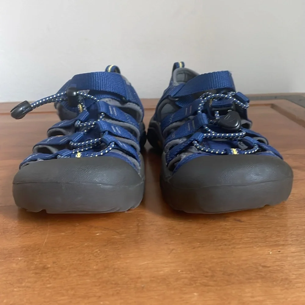 Keen Waterproof Kids Blue Outdoor Sandals Size 3